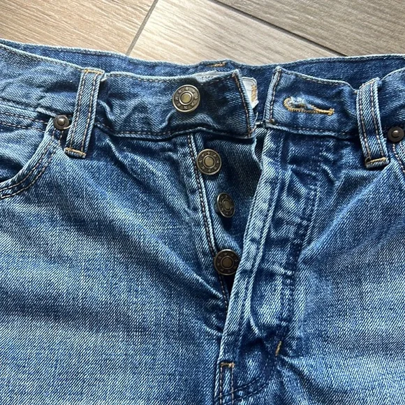 FREE PEOPLE Button Fly Distressed Raw Hem Denim Jean Cut Off Shorts 26 - Picture 5 of 5